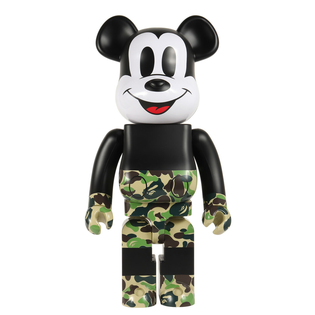 A BATHING APE(アベイシングエイプ)の美品 A BATHING APE ア ベイシング エイプ 2019年モデル A BATHING APE BE@RBRICK ミッキーマウス 1000% 猿迷彩 グリーンカモ トリプルネーム コラボ Disney 【メンズ】【中古】 エンタメ/ホビーのフィギュア(その他)の商品写真