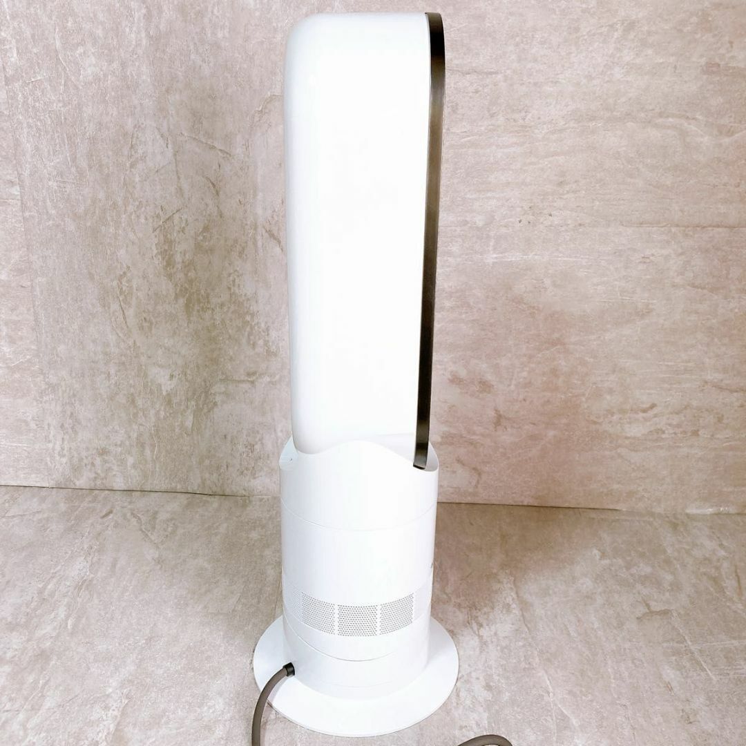 Dyson(ダイソン)のダイソン　ファンヒーター　AM09 白　ホワイト　2022年　温風冷風 スマホ/家電/カメラの冷暖房/空調(ファンヒーター)の商品写真