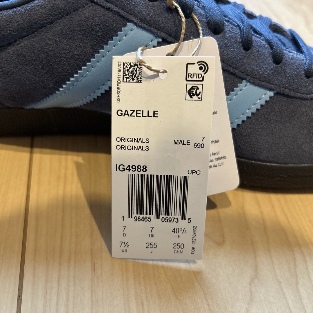 Originals（adidas）(オリジナルス)の新品未使用品☆adidas GAZELLE  IG4988☆25.5cm メンズの靴/シューズ(スニーカー)の商品写真