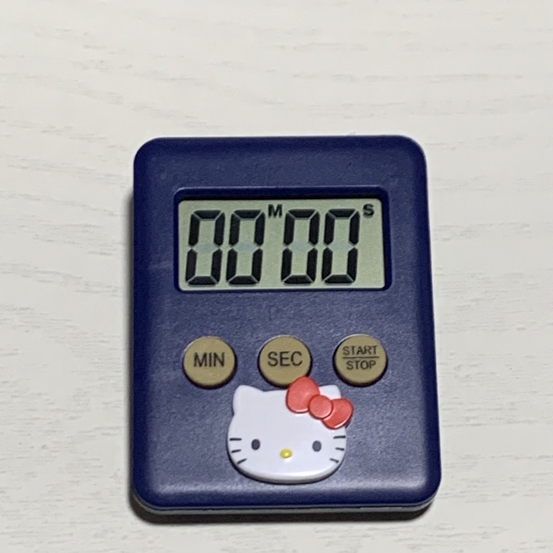 サンリオ(サンリオ)のHello kitty★可愛いキッチンタイマー★ネイビー★800円 エンタメ/ホビーのおもちゃ/ぬいぐるみ(キャラクターグッズ)の商品写真