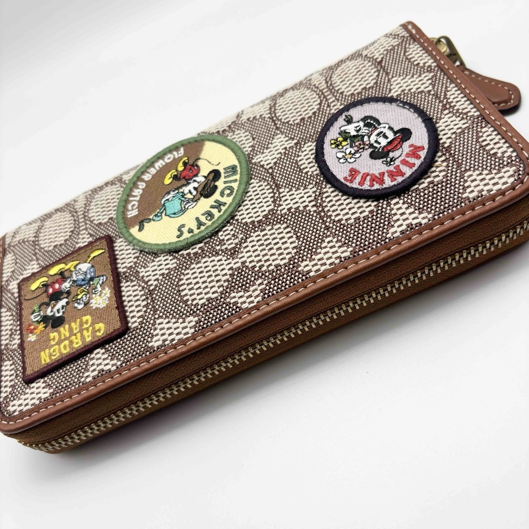 COACH(コーチ)の【DISNEY X COACH】アコーディオン ジップ ウォレット・シグネチャー レディースのファッション小物(財布)の商品写真