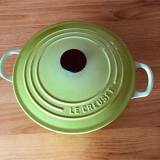 LE CREUSET - ルクルーゼ　ココットロンド　22cm ライムグリーン