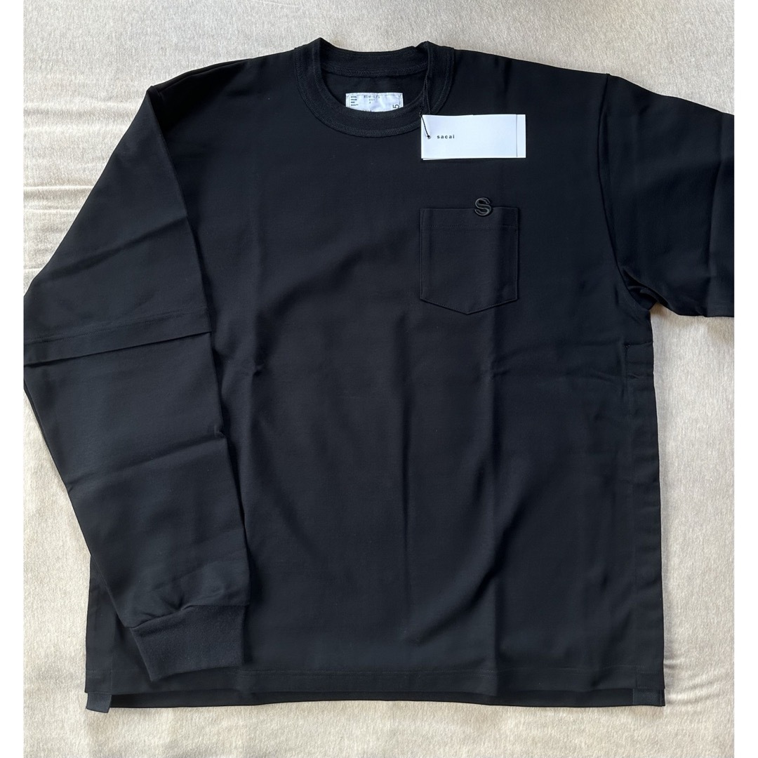 sacai(サカイ)の黒4新品 sacai サカイ メンズ S ロゴ ロング Tシャツ 長袖 ブラック メンズのトップス(スウェット)の商品写真