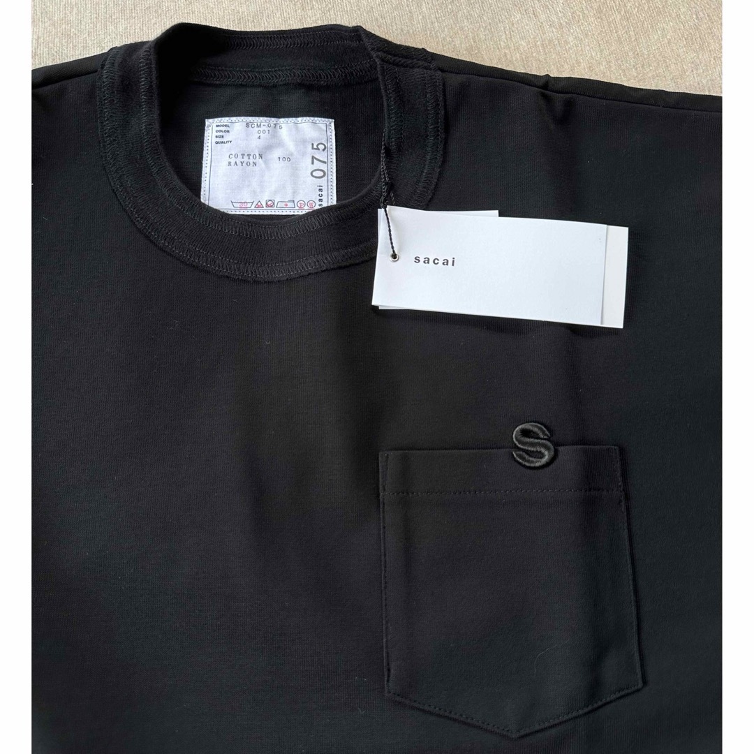 sacai(サカイ)の黒4新品 sacai サカイ メンズ S ロゴ ロング Tシャツ 長袖 ブラック メンズのトップス(スウェット)の商品写真