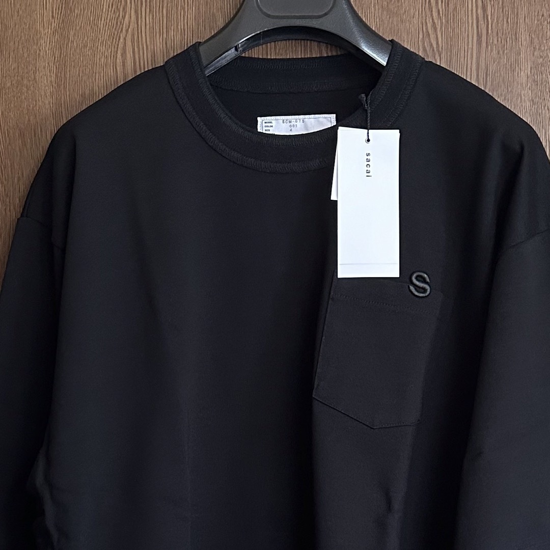 sacai(サカイ)の黒4新品 sacai サカイ メンズ S ロゴ ロング Tシャツ 長袖 ブラック メンズのトップス(スウェット)の商品写真