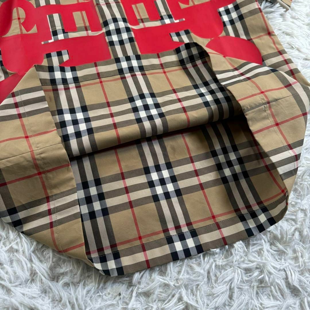 BURBERRY(バーバリー)の未使用 入手困難 BURBERRY ハーフジップシャツ Sサイズ 22SS メンズのトップス(Tシャツ/カットソー(半袖/袖なし))の商品写真