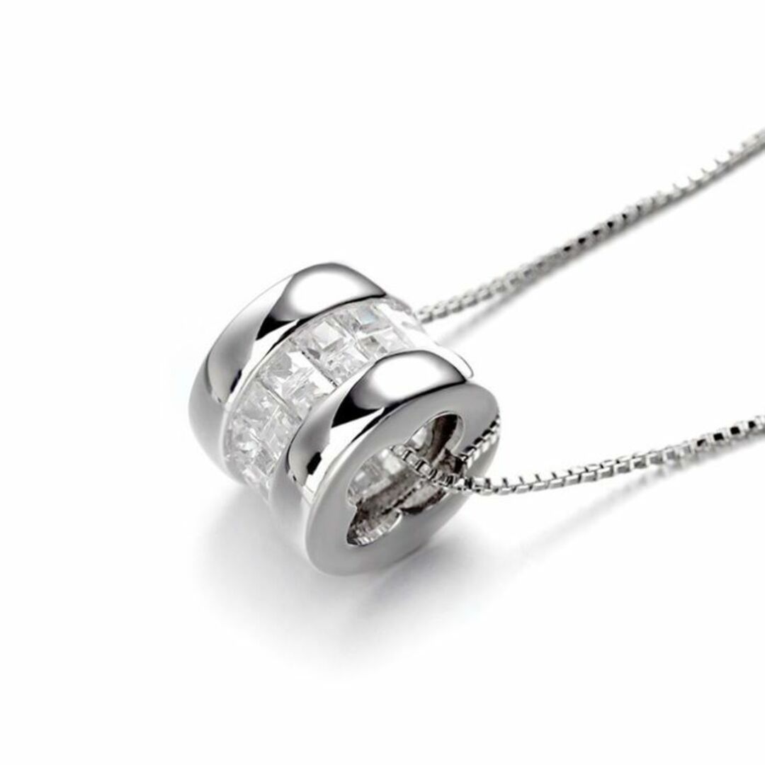 SWAROVSKI(スワロフスキー)のスワロフスキー クリスタル エタニティ リング ペンダント 18K ネックレス レディースのアクセサリー(ネックレス)の商品写真