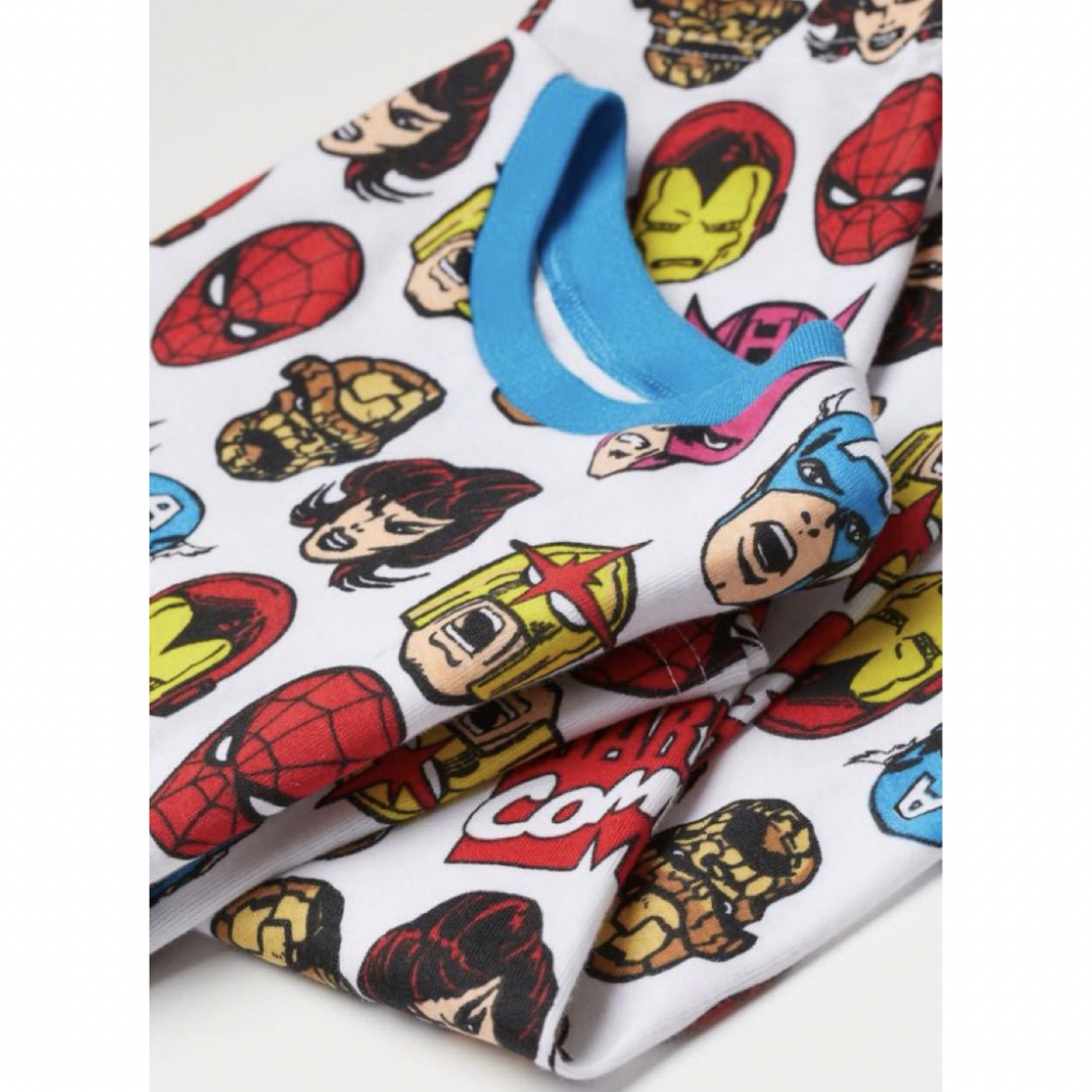 MARVEL(マーベル)のレア 完売品 希少 ☆ H&M マーベル 上下パジャマ　ルームウェア キッズ/ベビー/マタニティのキッズ服男の子用(90cm~)(パジャマ)の商品写真