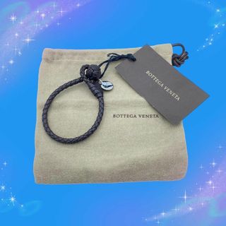 ボッテガヴェネタ(Bottega Veneta)の《未使用に近い　超美品》ボッテガヴェネタ　イントレチャート　レザー　ブレスレット(ブレスレット/バングル)