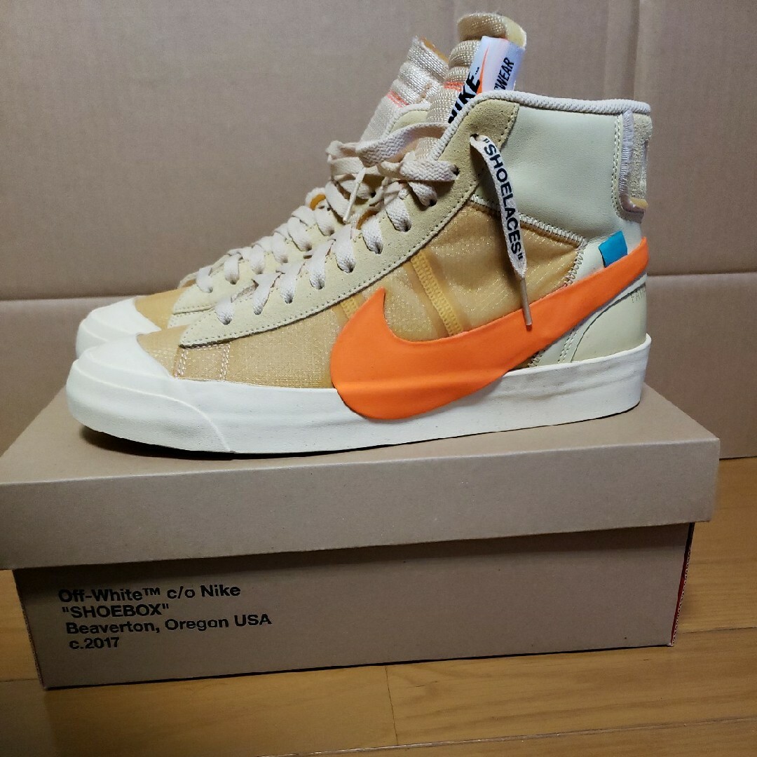 OFF-WHITE(オフホワイト)のOFF-WHITE THE 10 NIKE BLAZER MID AA3832- メンズの靴/シューズ(スニーカー)の商品写真