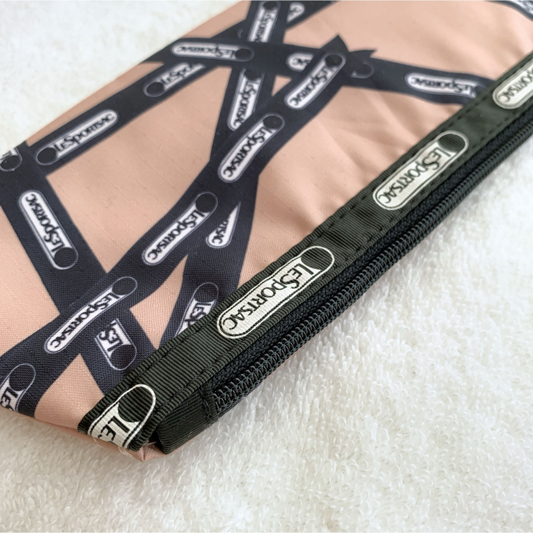 LeSportsac(レスポートサック)の【新品】LESPORTSAC レスポートサック 横長ポーチ/ペンケース　文房具 レディースのファッション小物(ポーチ)の商品写真