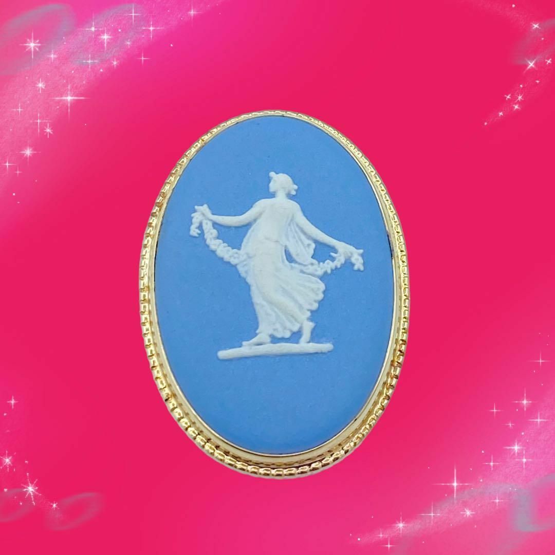 WEDGWOOD(ウェッジウッド)の《超美品》　ウェッジウッド　ジャスパー　カメオ　ブローチ レディースのアクセサリー(ブローチ/コサージュ)の商品写真