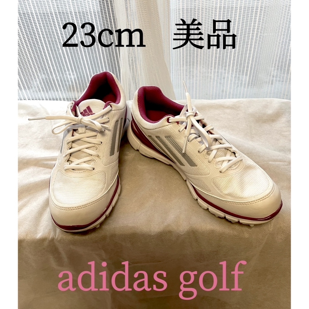 adidas(アディダス)のアディダスゴルフ　可愛い　ゴルフシューズ　レディース　23cm  美品　送料無料 スポーツ/アウトドアのゴルフ(シューズ)の商品写真
