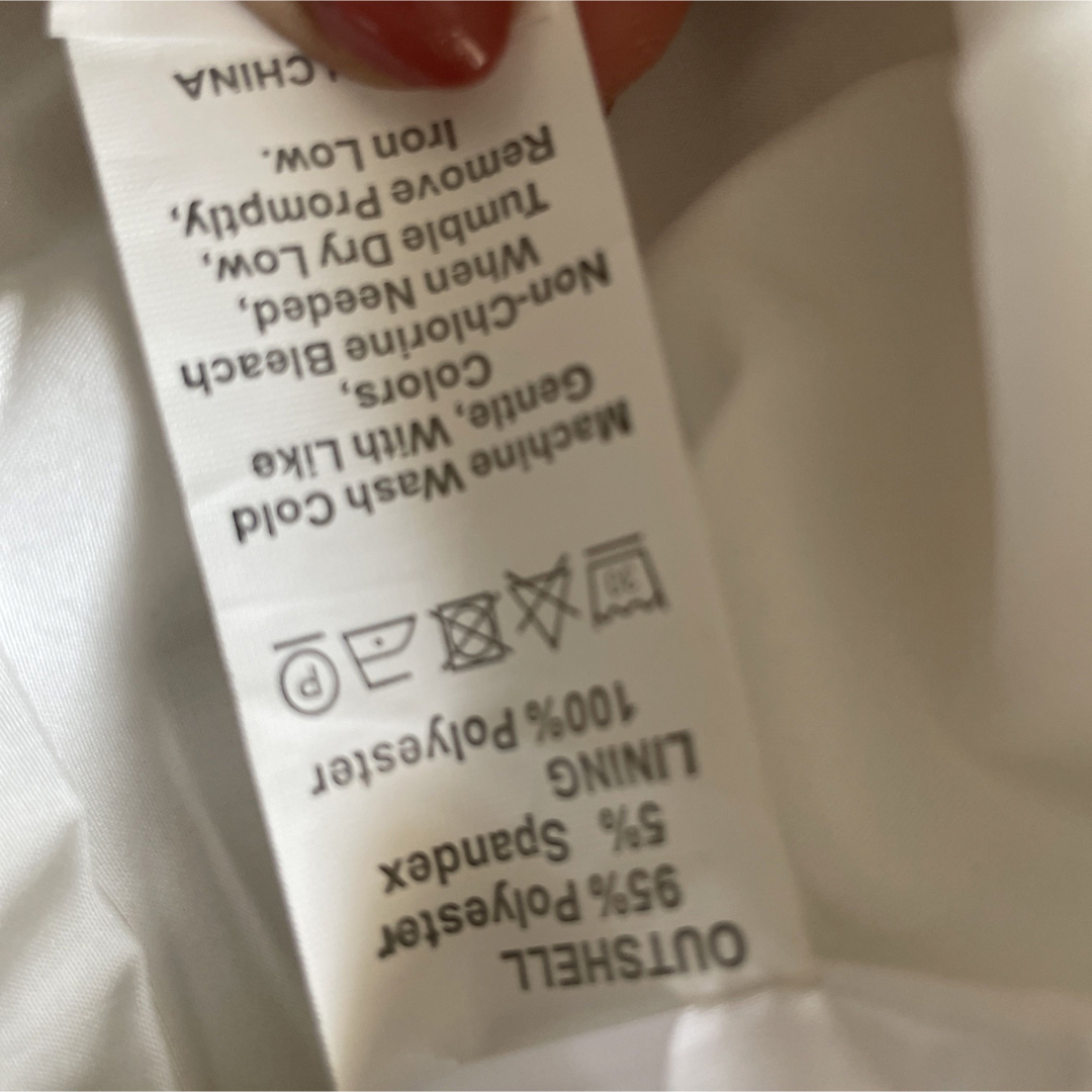 SHEIN(シーイン)の【美品】SHEIN ホワイトツィードセットアップ　S  スカートは大きめ レディースのレディース その他(セット/コーデ)の商品写真