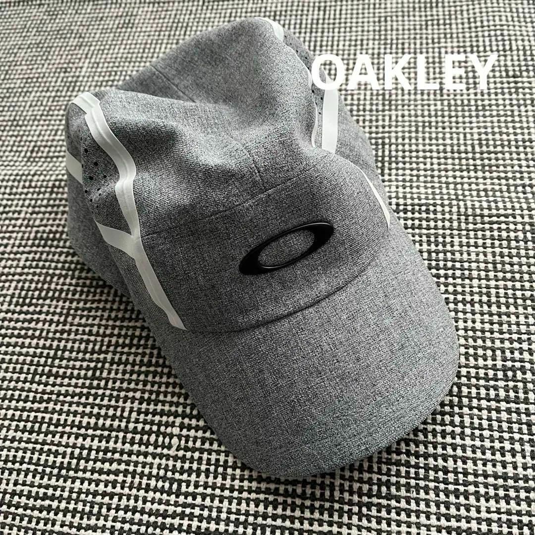 Oakley(オークリー)のOAKLEY オークリー キャップ ゴルフ メンズの帽子(キャップ)の商品写真