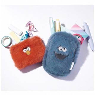 セサミストリート(SESAME STREET)のSESAME STREETエルモとクッキーモンスターのふわふわポーチ2個セット (キャラクターグッズ)