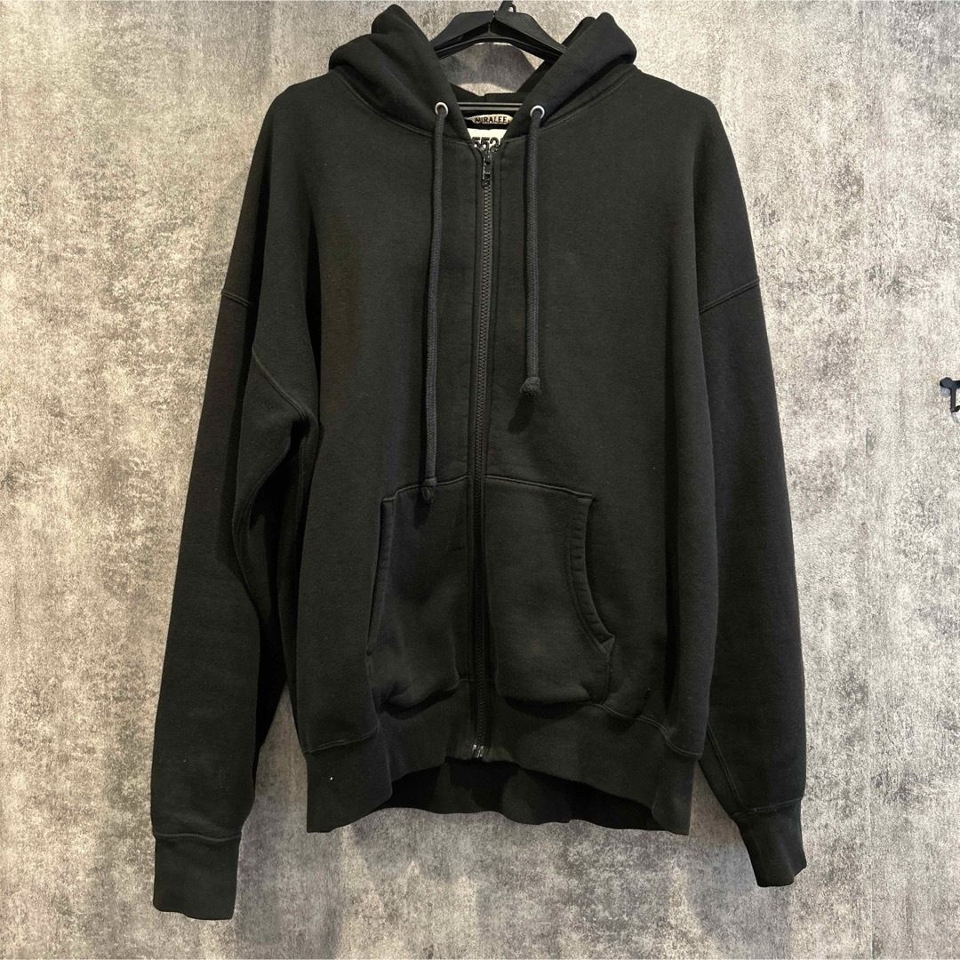 AURALEE(オーラリー)のAURALEE × 5525 gallery Zip Sweat メンズのトップス(パーカー)の商品写真