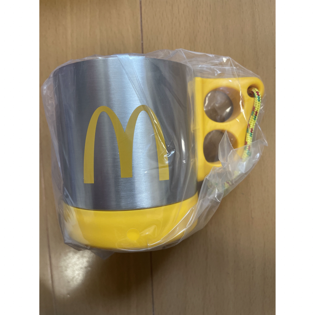 CHUMS(チャムス)のマクドナルド　2023 福袋　チャムス　ステンレス二層マグカップ　黄色　イエロー スポーツ/アウトドアのアウトドア(食器)の商品写真