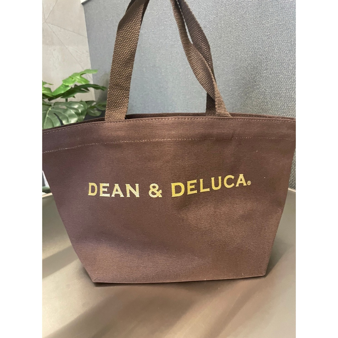 DEAN & DELUCA(ディーンアンドデルーカ)の新品★DEAN&DELUCA ディーンアンドデルーカトートバッグブラウンSサイズ レディースのバッグ(トートバッグ)の商品写真