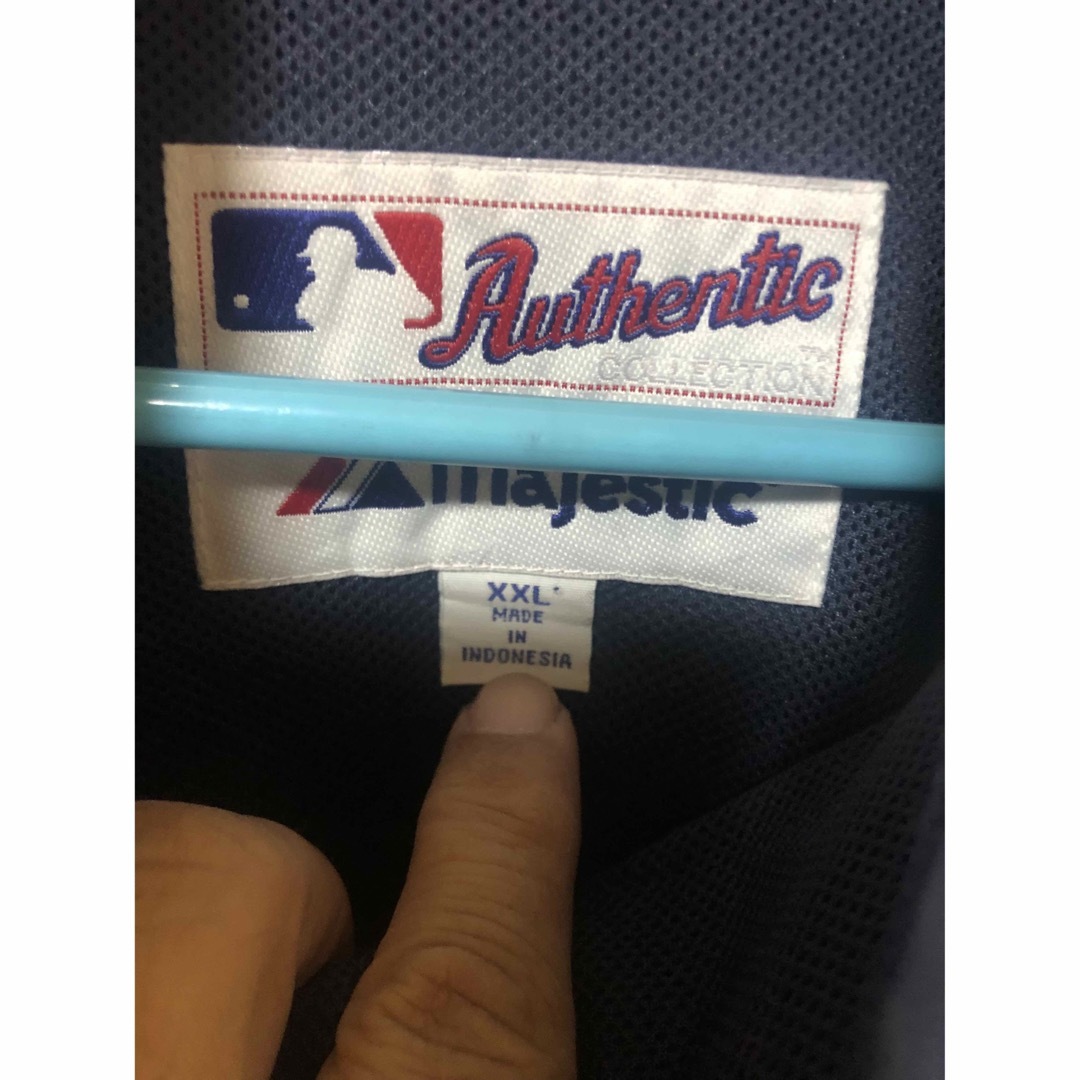 Majestic(マジェスティック)のMLB ミルウォーキー・ブリュワーズ　マジェスティック　XXL スポーツ/アウトドアの野球(記念品/関連グッズ)の商品写真