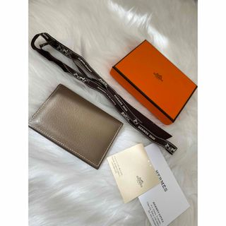 エルメス(Hermes)のHERMES エルメス　ヴォーエプソン　カードケース　名刺入れ　エトゥープ(名刺入れ/定期入れ)