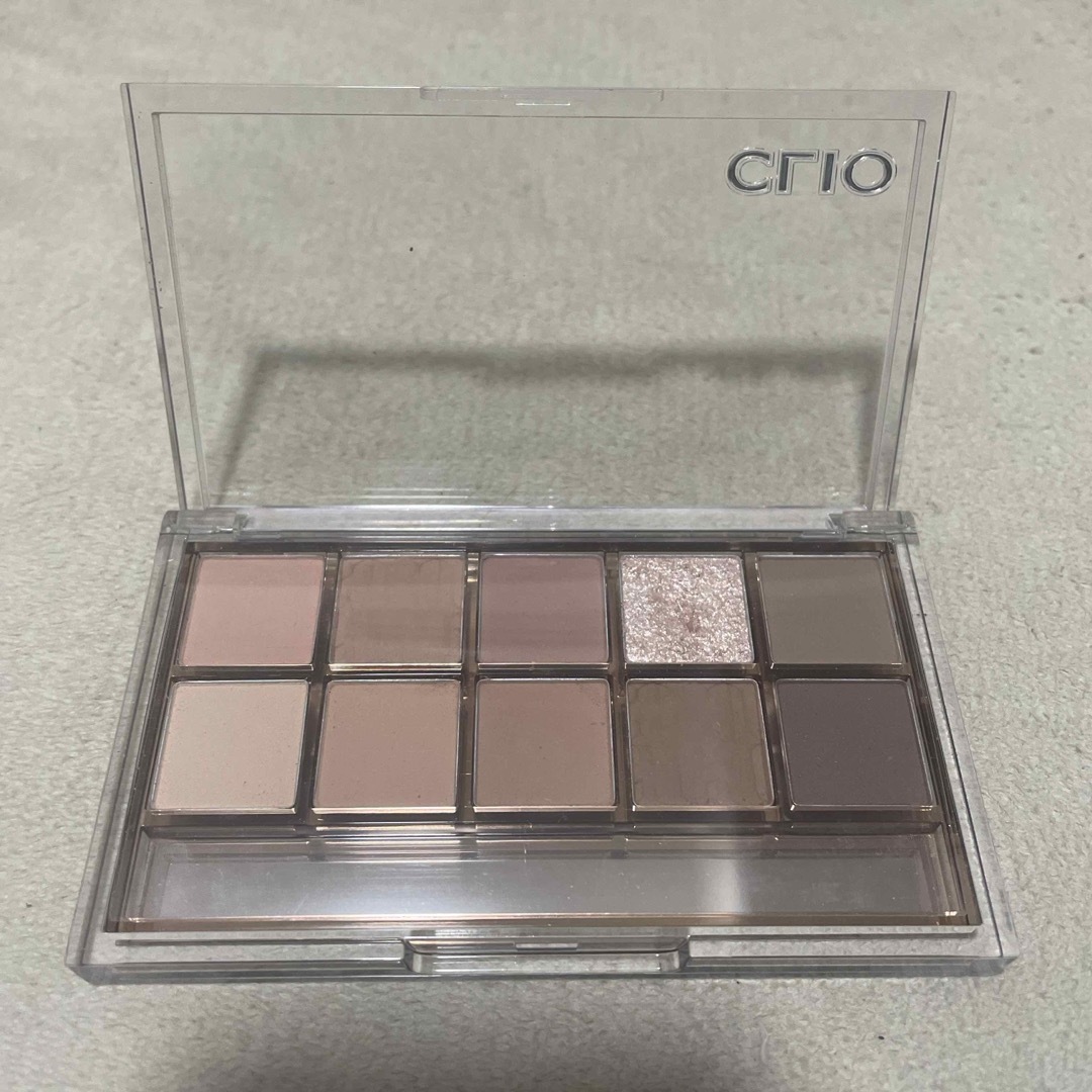 CLIO(クリオ)のCLIO プロ　アイパレット　11 ウォーキングオンザコージーアレイ コスメ/美容のベースメイク/化粧品(アイシャドウ)の商品写真