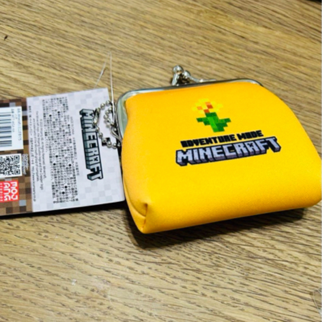 Minecraft(マインクラフト)の新品未使用　マイクラ　コインケース　ハチ　おまけ付き　キーホルダー　缶バッジ メンズのファッション小物(コインケース/小銭入れ)の商品写真