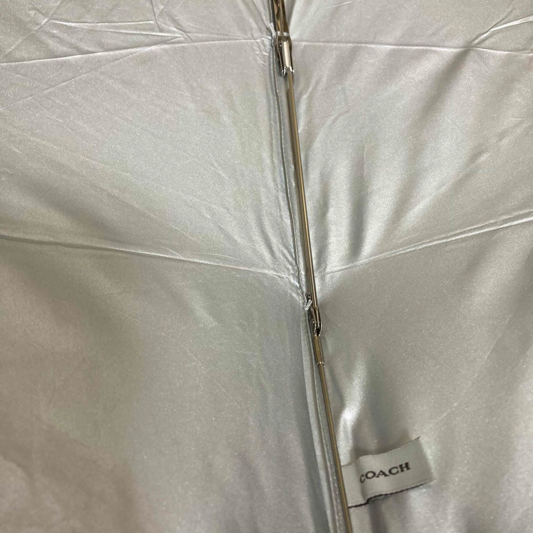 COACH(コーチ)のCOACH コーチ 折り畳み傘 UVカット シグネチャー ミニ アンブレラ レディースのファッション小物(傘)の商品写真