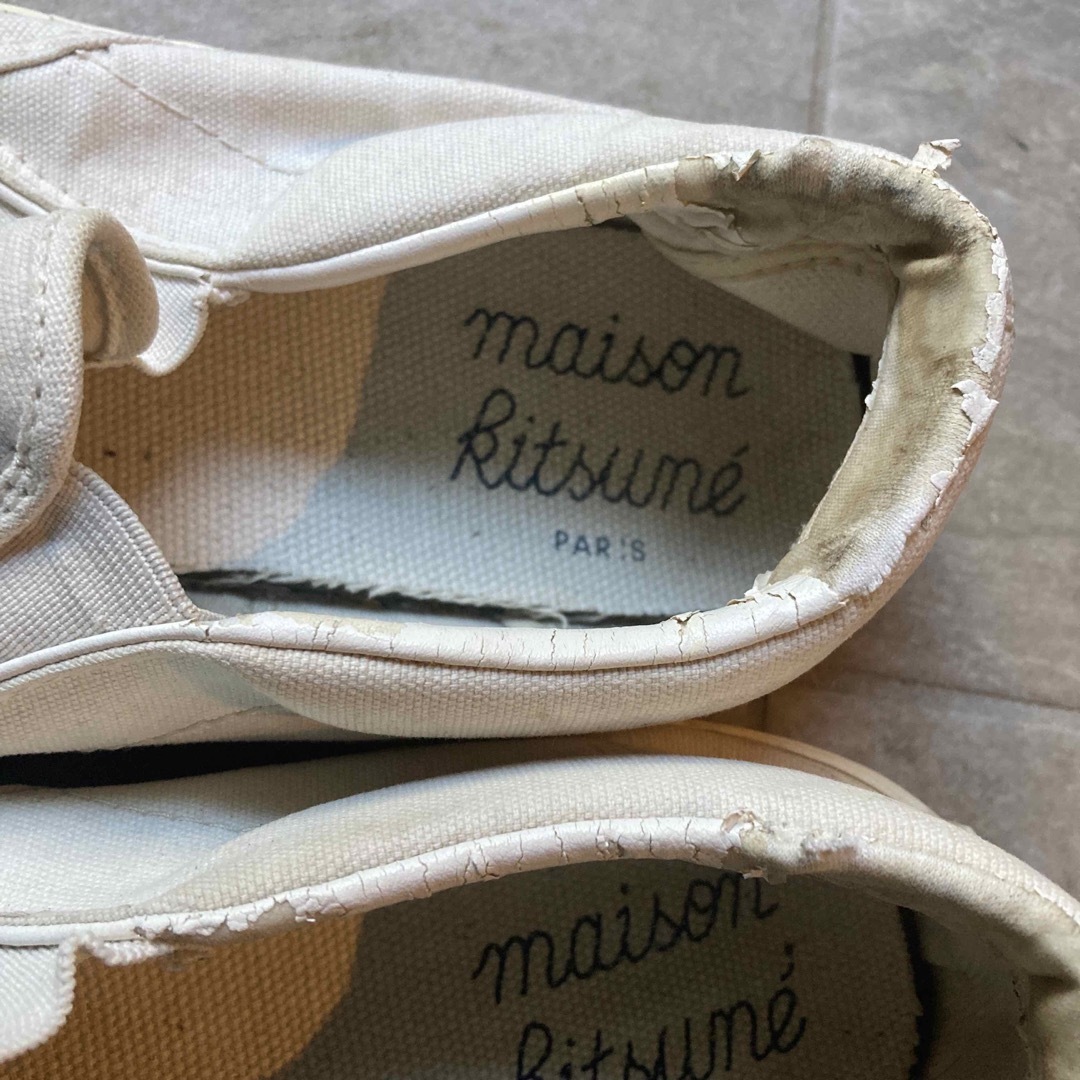 MAISON KITSUNE'(メゾンキツネ)のメゾンキツネ　スリッポン　スニーカー26.5センチ メンズの靴/シューズ(スニーカー)の商品写真