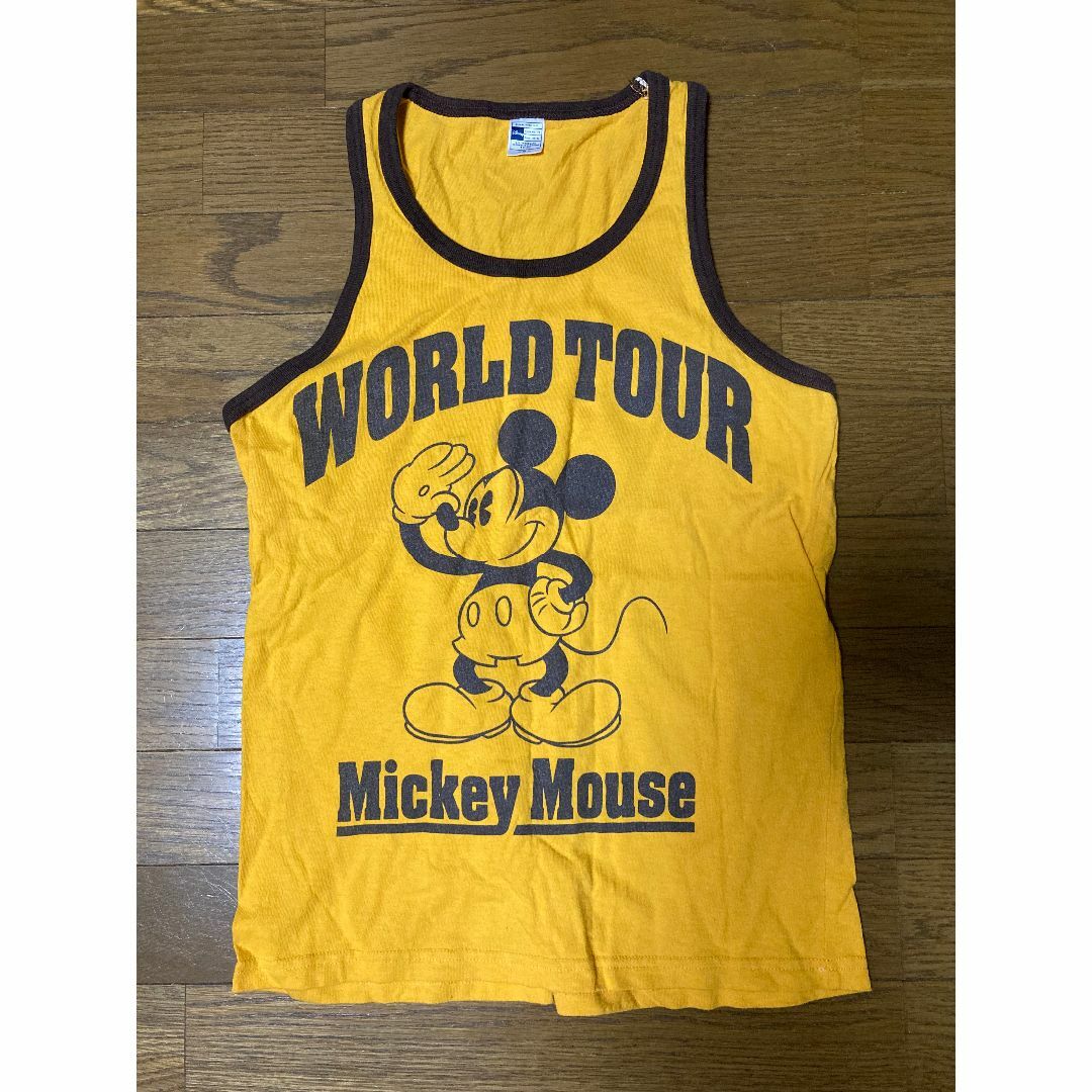 Disney(ディズニー)のミッキーマウス タンクトップ 黄色 レディース レディースのトップス(タンクトップ)の商品写真