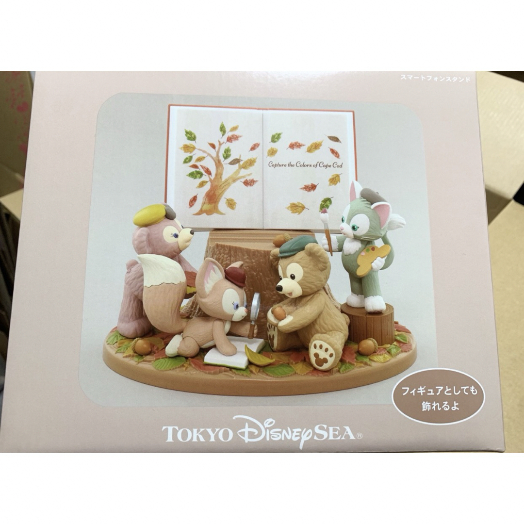 Disney(ディズニー)のオータムストーリーブック　ダッフィー フレンズ　スマホスタンド エンタメ/ホビーのおもちゃ/ぬいぐるみ(キャラクターグッズ)の商品写真