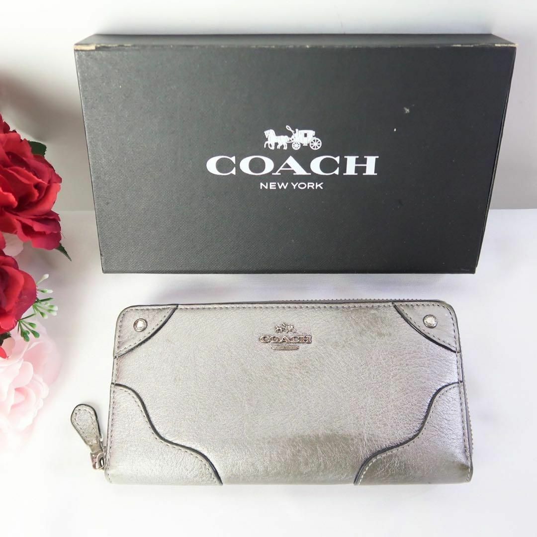 COACH(コーチ)のs758 コーチ 長財布 ラウンドジップ シルバー メタリック レザー レディースのファッション小物(財布)の商品写真