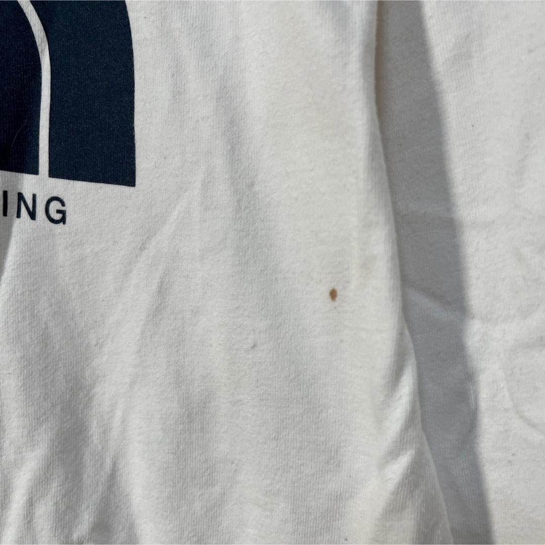 THE NORTH FACE(ザノースフェイス)の【ノースフェイス】ロンT　デカロゴ　バックプリント白ホワイト　長袖Tシャツ　１R メンズのトップス(Tシャツ/カットソー(七分/長袖))の商品写真