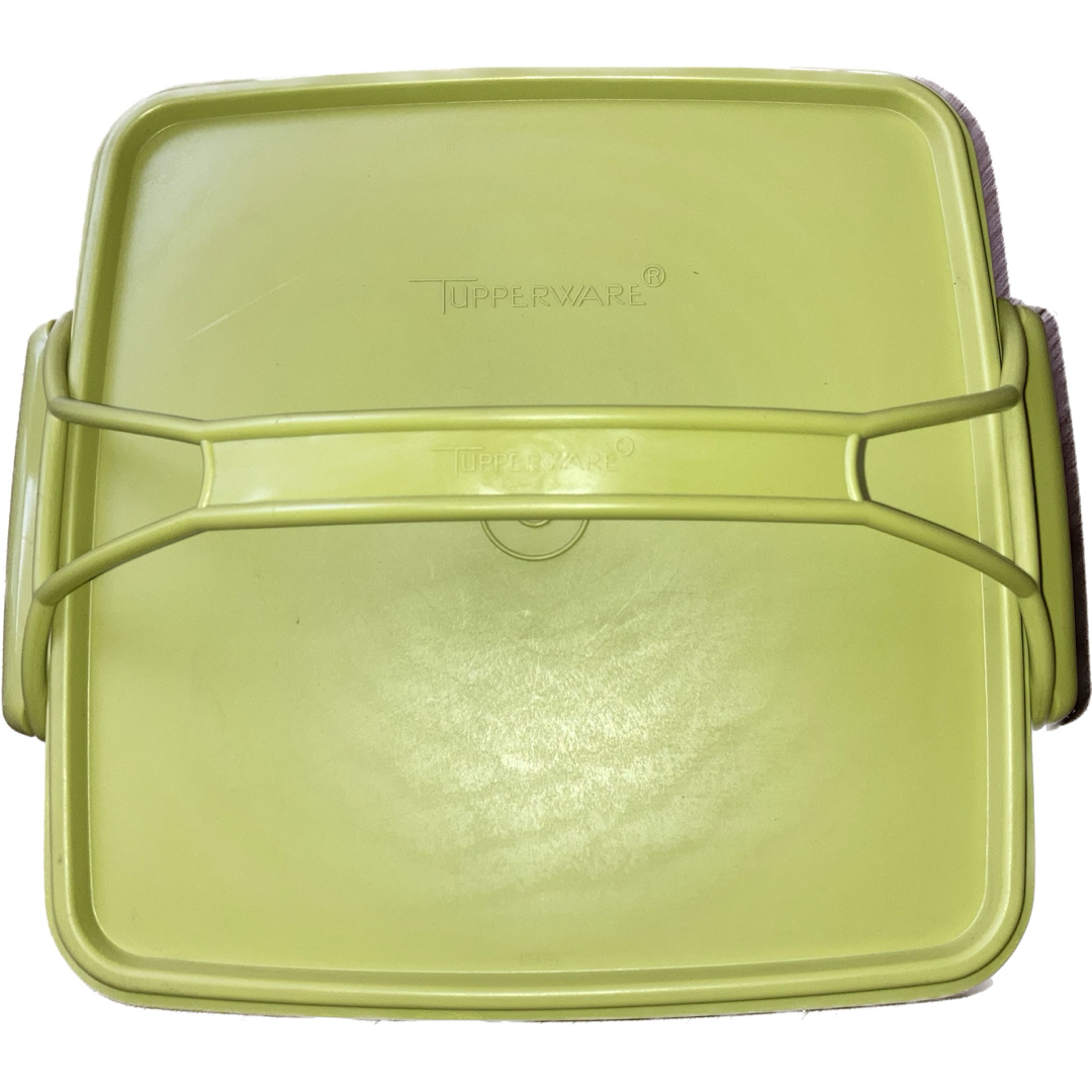 TupperwareBrands(タッパーウェア)のタッパーウェア ランチボックス 2段 インテリア/住まい/日用品のキッチン/食器(弁当用品)の商品写真