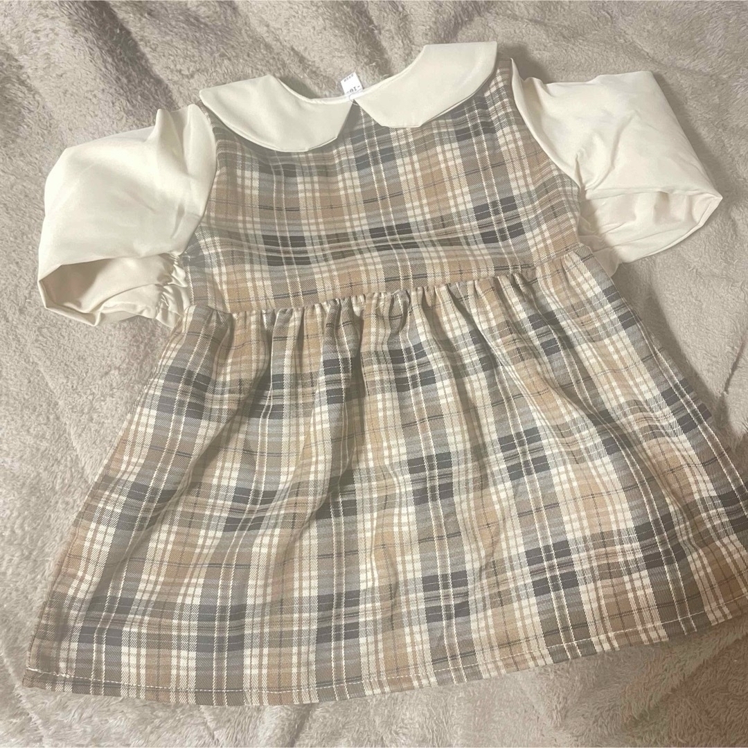 90 キッズ 女の子 長袖 リボン ワンピース ベージュ チェック柄  キッズ/ベビー/マタニティのキッズ服女の子用(90cm~)(ワンピース)の商品写真