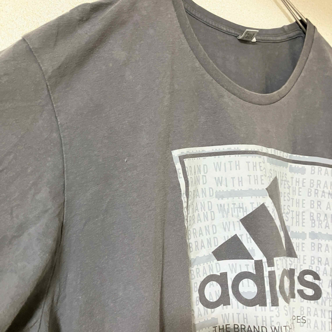 adidas(アディダス)のadidas アディダス 半袖 Tシャツ グレー  XLサイズ相当 ＵＳＡ　古着 メンズのトップス(Tシャツ/カットソー(半袖/袖なし))の商品写真