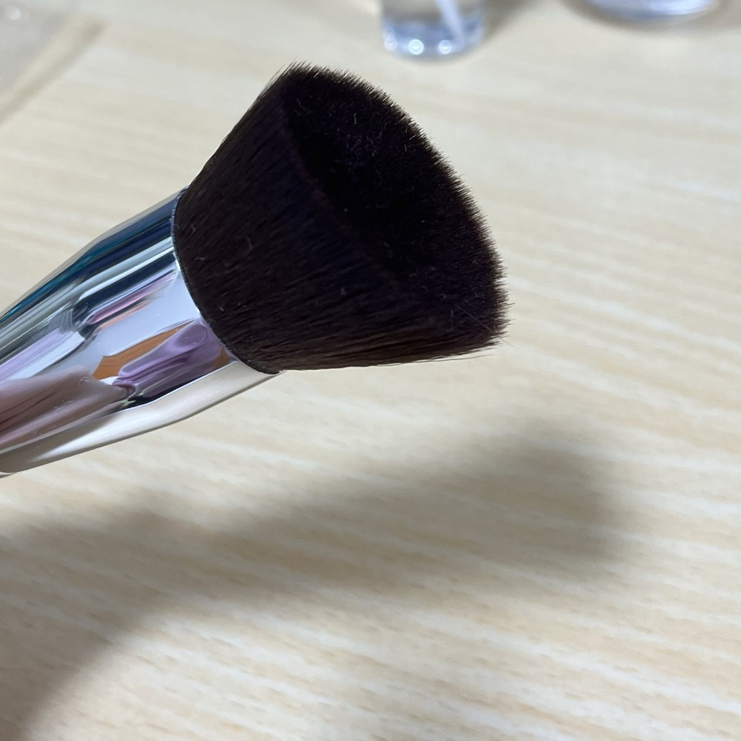 bareMinerals(ベアミネラル)のフェイスブラシ コスメ/美容のメイク道具/ケアグッズ(チーク/フェイスブラシ)の商品写真