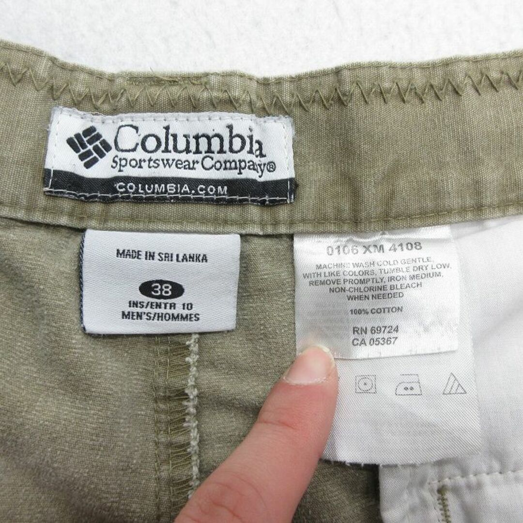 Columbia(コロンビア)のW39★古着 コロンビア COLUMBIA ショート カーゴ パンツ ショーツ メンズ 00年代 00s 大きいサイズ コットン 濃ベージュ カーキ 23apr11 中古 ボトムス 短パン ショーパン メンズのパンツ(ワークパンツ/カーゴパンツ)の商品写真