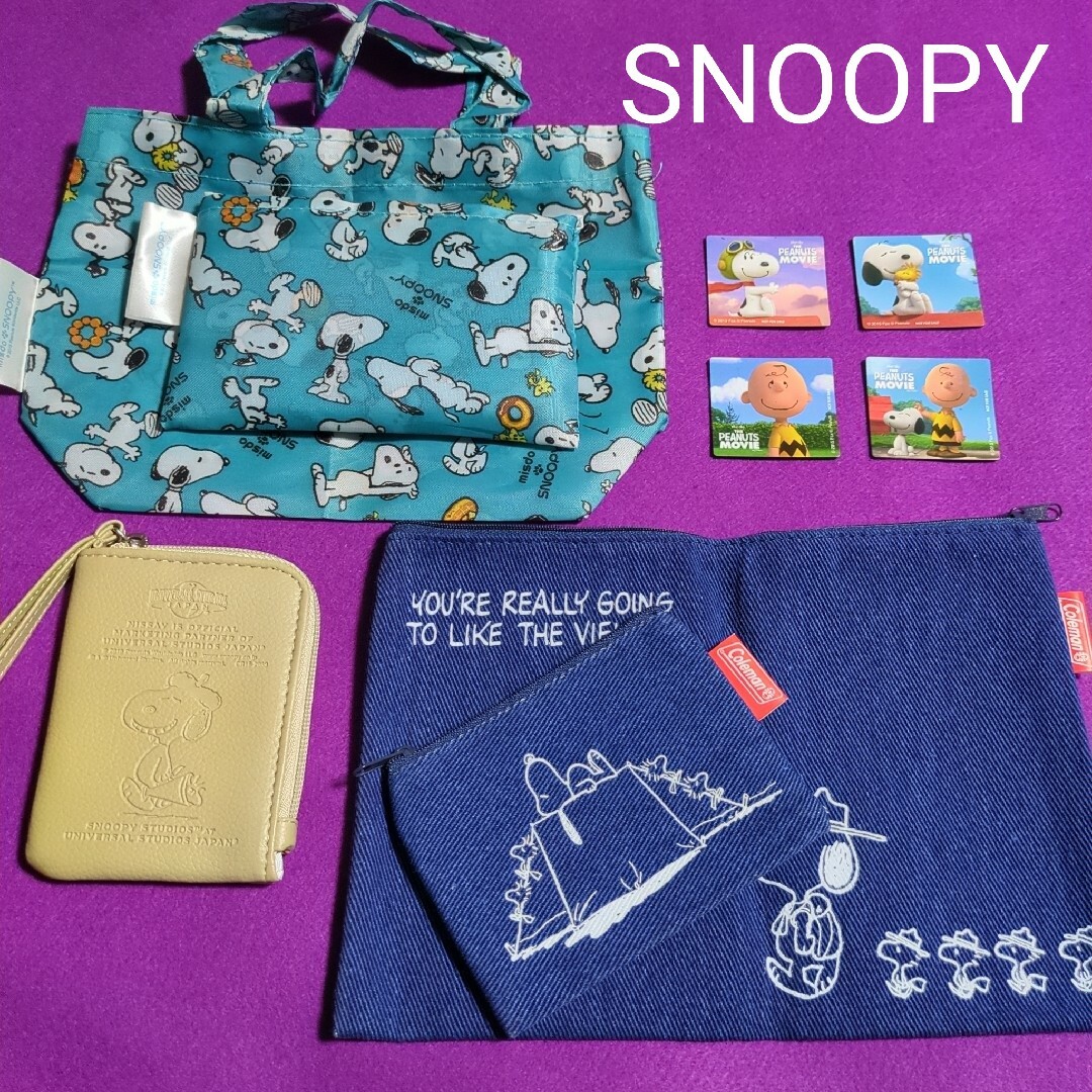 SNOOPY(スヌーピー)のSNOOPY　パスケース　デニムポーチ　エコバック　ミニトート　マグネット4個 エンタメ/ホビーのおもちゃ/ぬいぐるみ(キャラクターグッズ)の商品写真