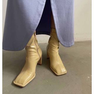 アメリヴィンテージ(Ameri VINTAGE)のAMERI UND ELASTIC SHORT BOOTS(ブーツ)