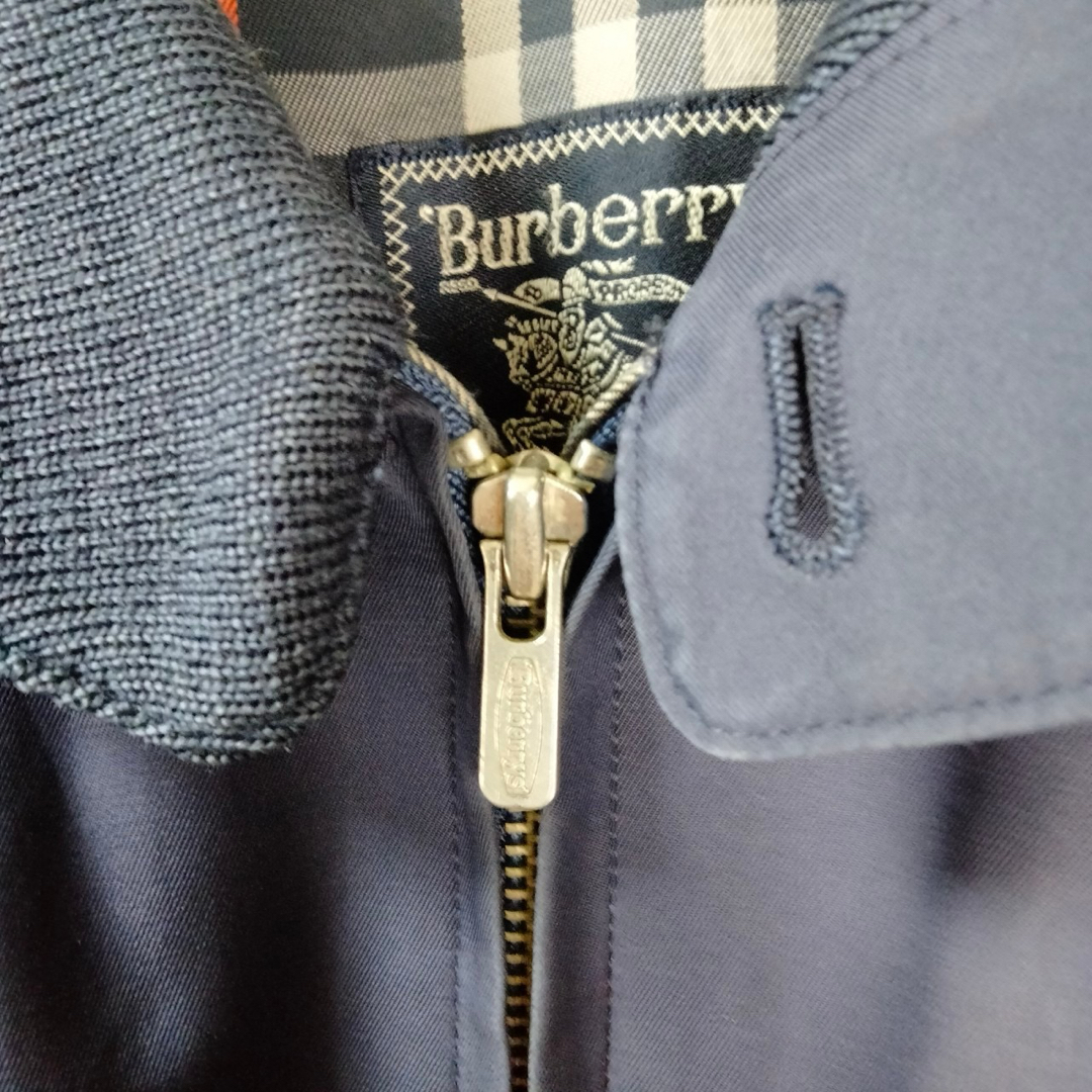 BURBERRY(バーバリー)のバーバリー　BURBERRYS スイングトップ　ブルゾン　ロゴ刺繍　ダメージ メンズのジャケット/アウター(ブルゾン)の商品写真