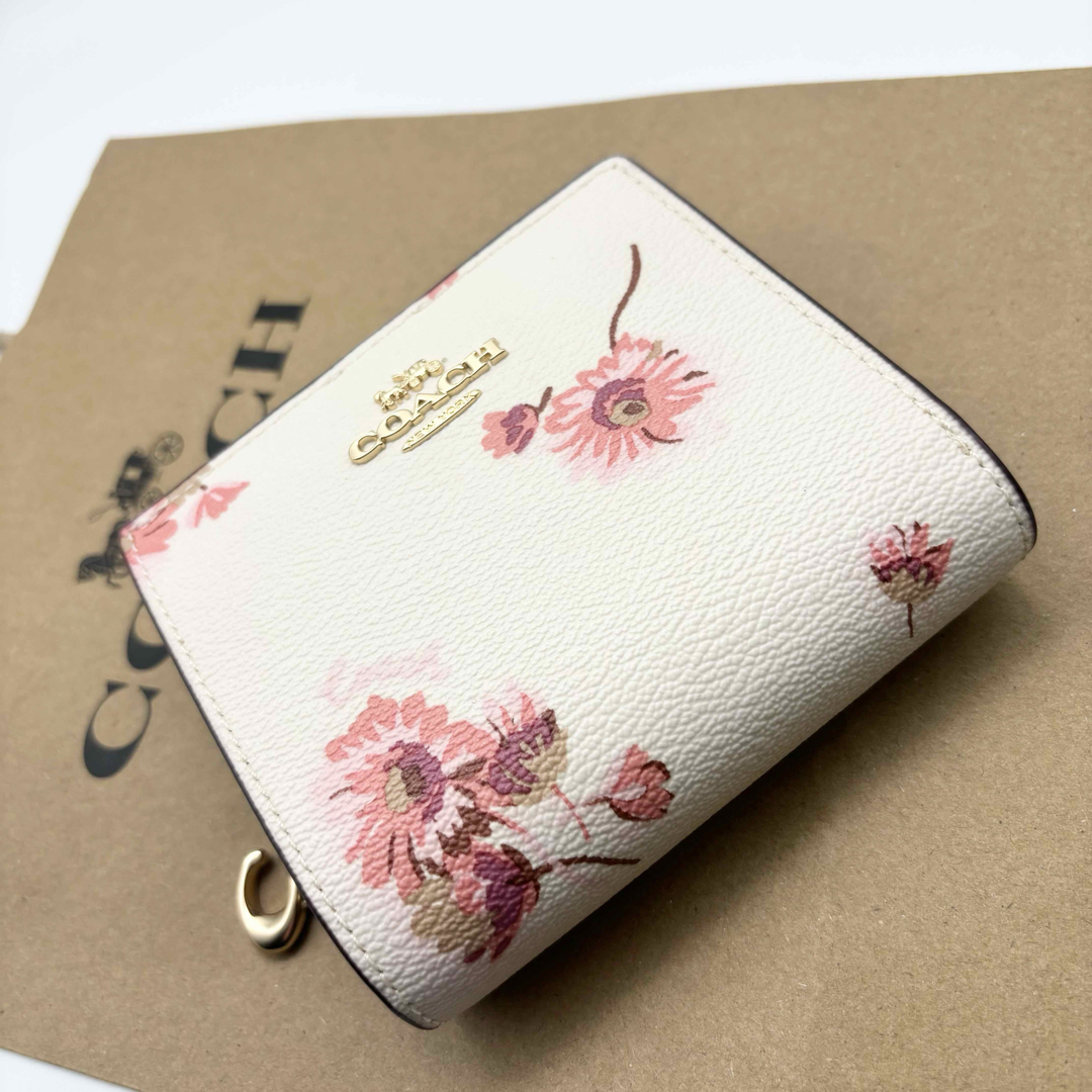 COACH(コーチ)の【COACH☆新品】 シグネチャー ！ウィズ マルチ フローラル ！花柄！ レディースのファッション小物(財布)の商品写真