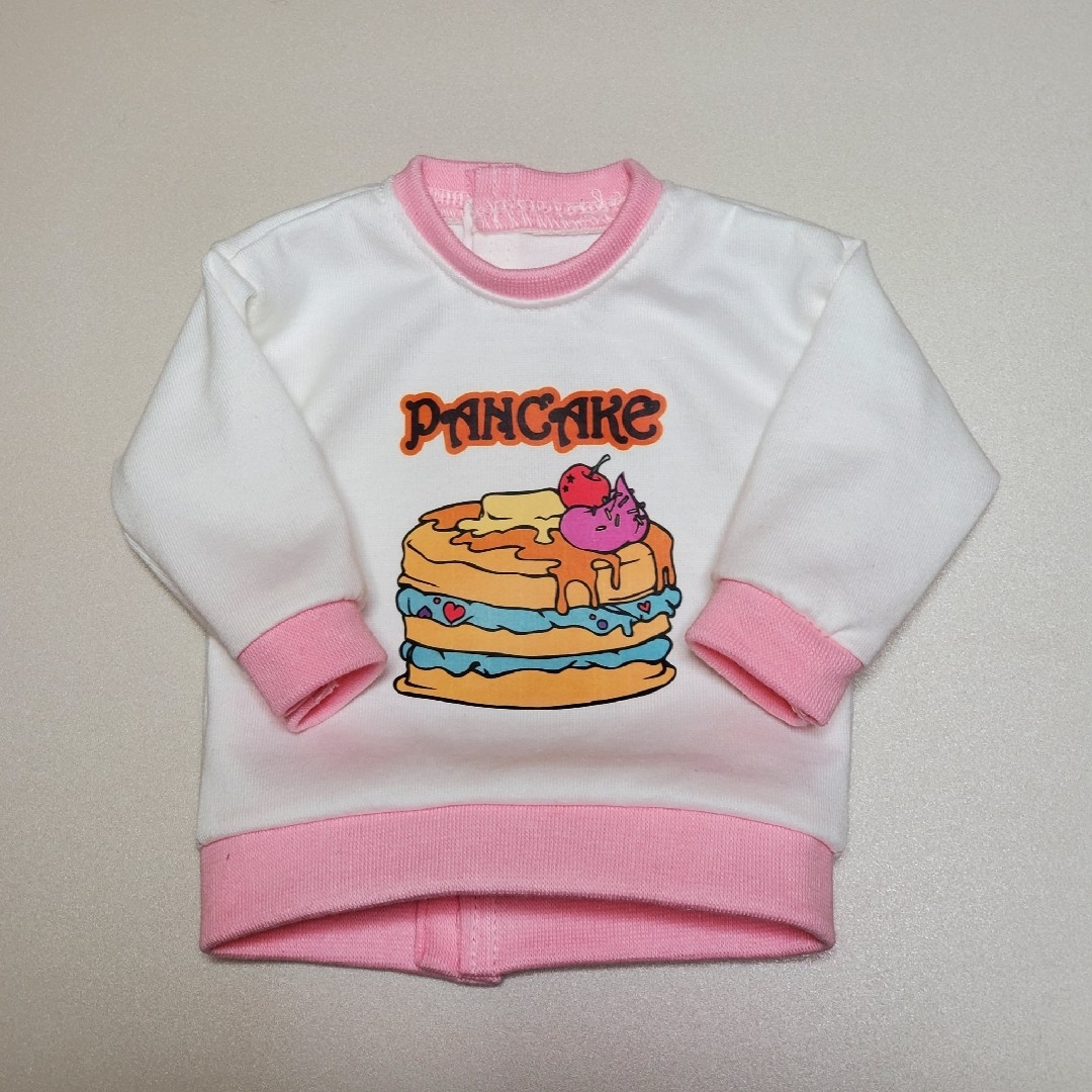 ドール服★PANCAKEの長袖Tシャツ(白×ピンク)40cmドールサイズ ハンドメイドのぬいぐるみ/人形(その他)の商品写真