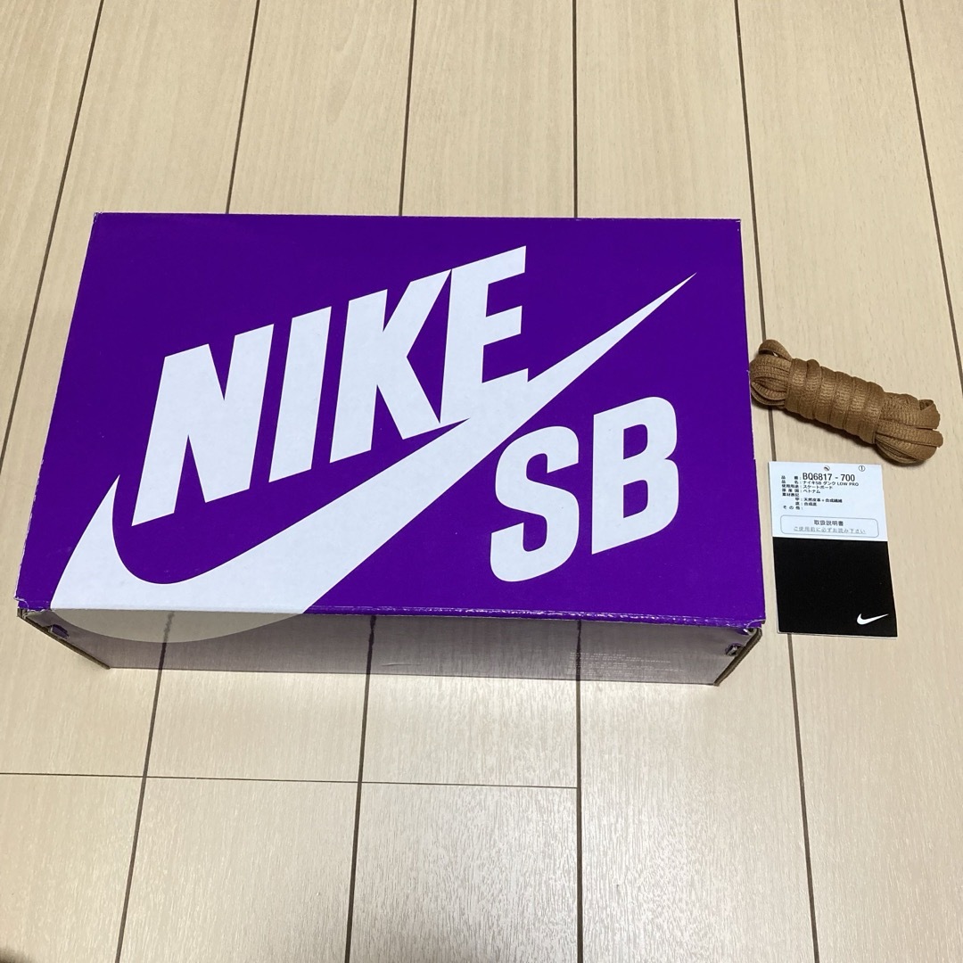 NIKE(ナイキ)のナイキ SB ダンク ロー プロ ウィート アンド パープル 23.5cm レディースの靴/シューズ(スニーカー)の商品写真