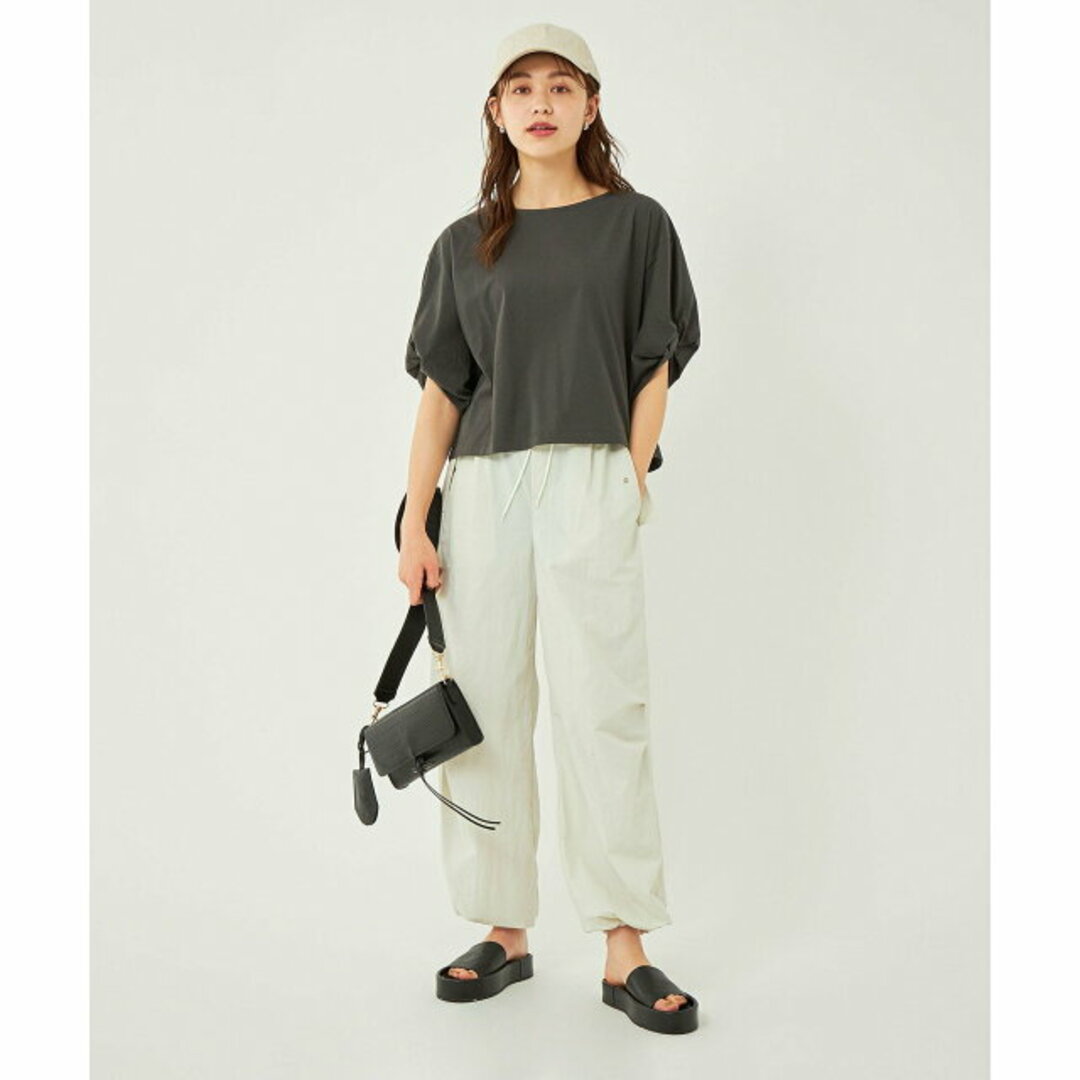 UNITED ARROWS green label relaxing(ユナイテッドアローズグリーンレーベルリラクシング)の【DK.GRAY】ツイストスリーブドルマン Tシャツ レディースのトップス(カットソー(長袖/七分))の商品写真