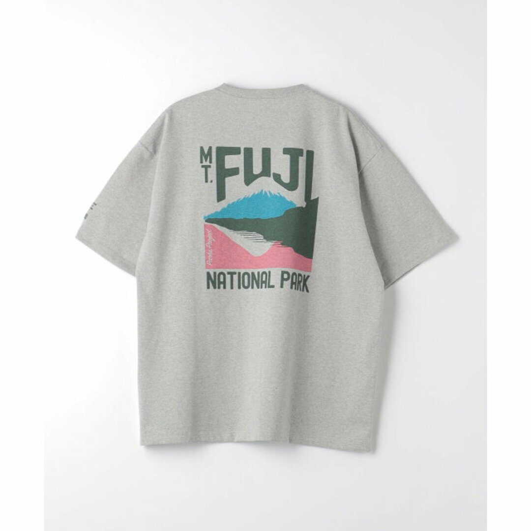 UNITED ARROWS green label relaxing(ユナイテッドアローズグリーンレーベルリラクシング)の【LT.GRAY】【M】【別注】<PARKS PROJECT>GLR FUJI プリント Tシャツ メンズのトップス(Tシャツ/カットソー(半袖/袖なし))の商品写真