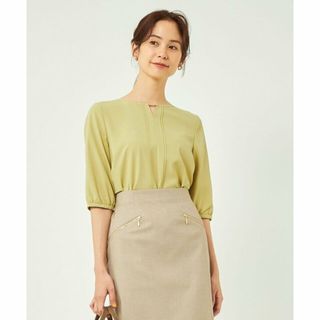 ユナイテッドアローズグリーンレーベルリラクシング(UNITED ARROWS green label relaxing)の【YELLOW】パーツ付き スキッパー 5分袖 ブラウス -マシンウォッシャブル・防シワ-(シャツ/ブラウス(長袖/七分))