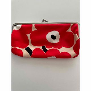 マリメッコ(marimekko)のマリメッコ★レッドがま口ポーチ(ポーチ)