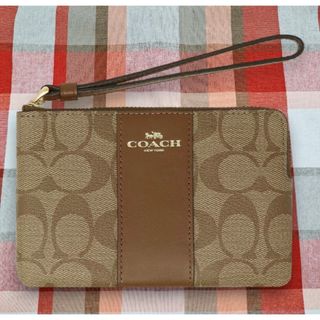 コーチ(COACH)の【新品】COACH コーチ シグネチャー ブラウン L字 ファスナー ポーチ(ポーチ)