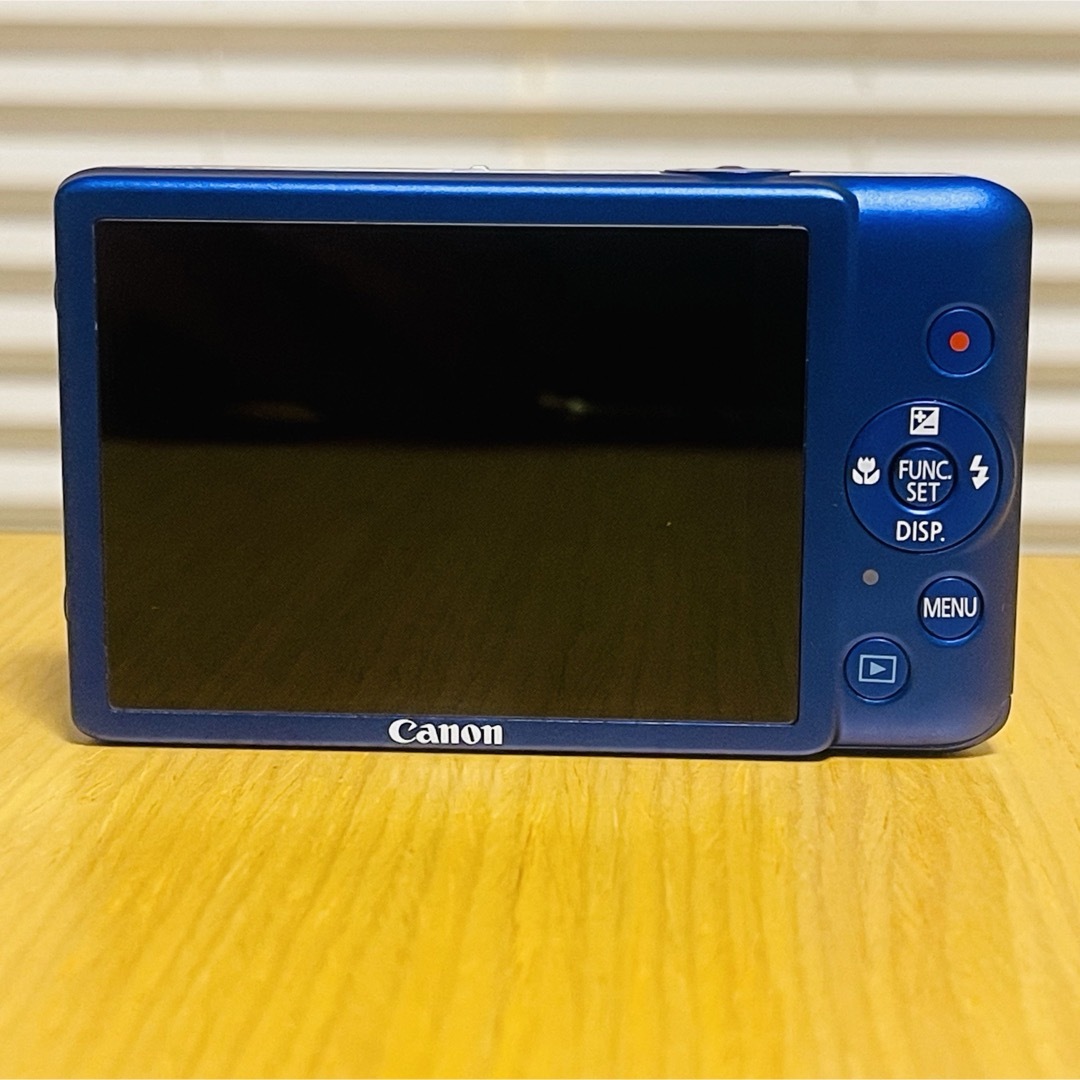 Canon(キヤノン)の【ほぼ新品】Canon キヤノン デジタルカメラIXY 210Fブルー コンデジ スマホ/家電/カメラのカメラ(コンパクトデジタルカメラ)の商品写真